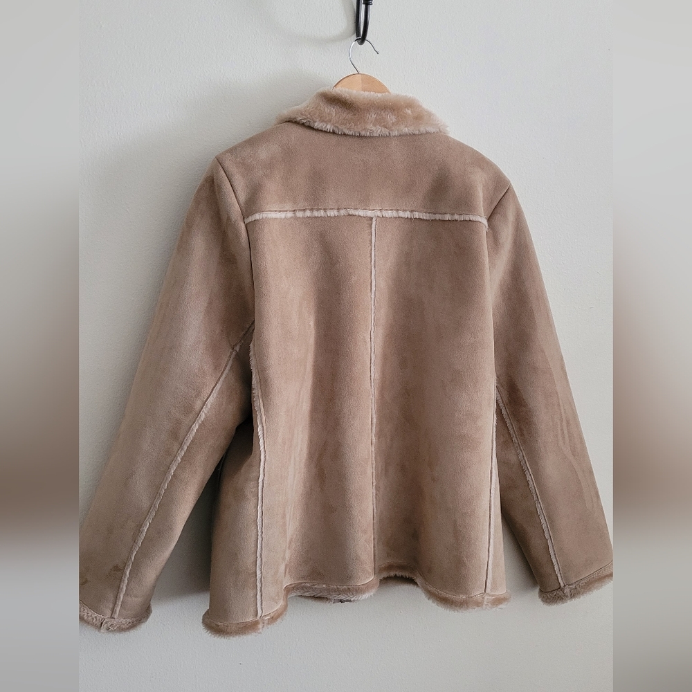Liz Claiborne Heavy Faux Suede & Faux Fur Lined Shearling Jacket, Women's XL Tan - Picture 10 of 13
